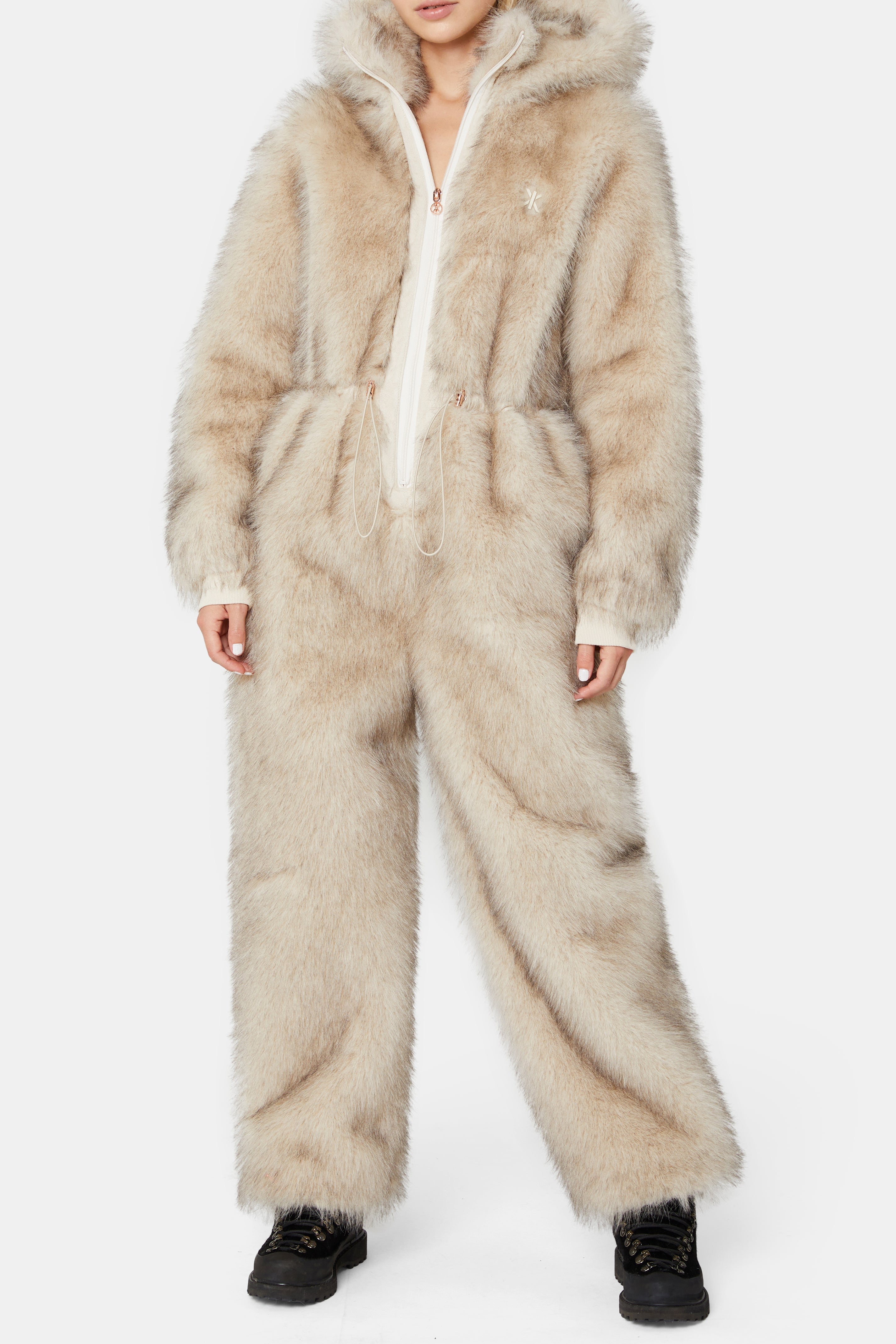 The Housewife Jumpsuit Beige