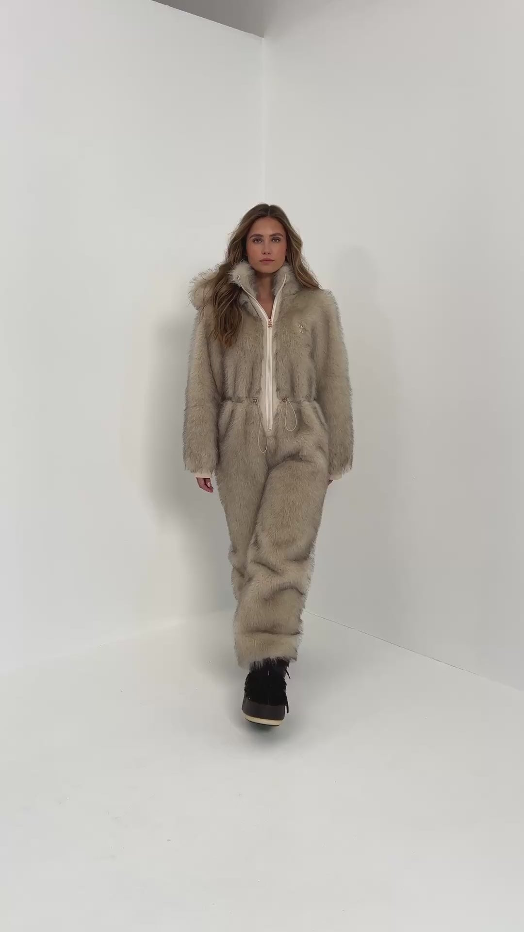 The Housewife Jumpsuit | Beige